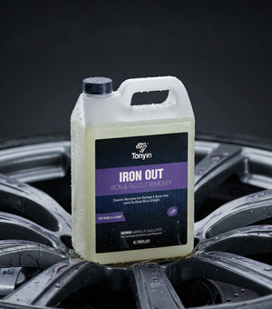 Rocket Science Alliance Iron & Fallout Remover 4L bottle, chemical cleaner for removing iron deposits and fallout from vehicles.
