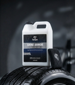 Rocket Science Alliance Tyre & Trim Shine Armor 4L bottle with black cap and clear label for vehicle tire and trim shine.