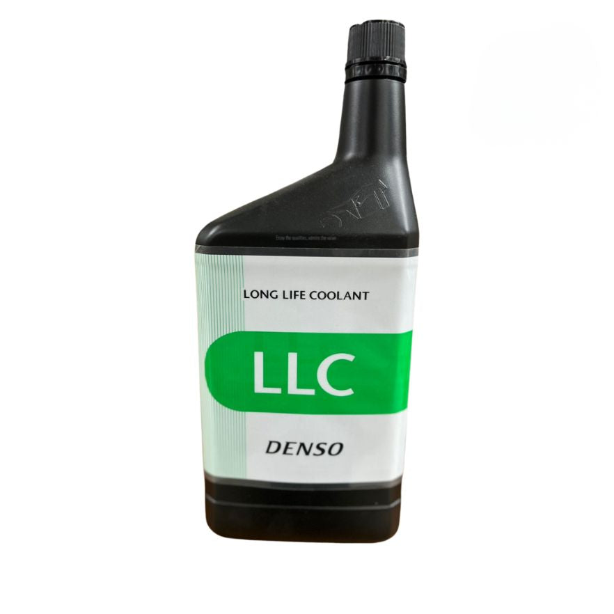 DENSO Long Life Green Concentrate Coolant 1L bottle with green coolant liquid for vehicle engine cooling system
